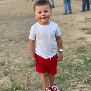 Meet your Posher, Dominic